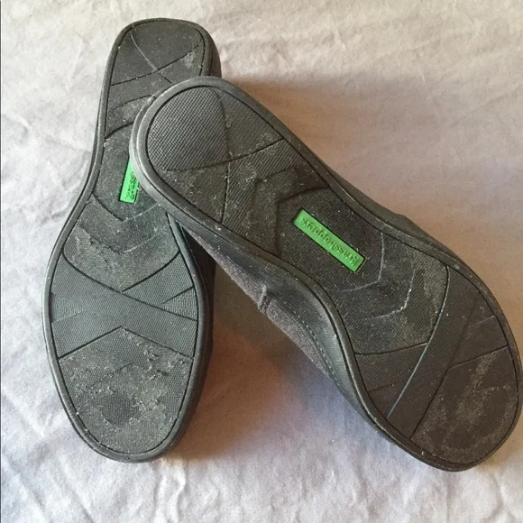 Grasshoppers Ortholite loafers, grey w/ lighter grey trim - Picture 5 of 7